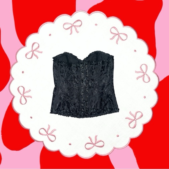 black lace-up corset top 🖤 - Picture 7 of 8